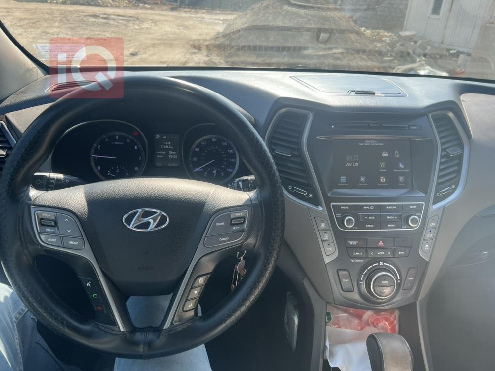 هیوندای گراند سەنتافی